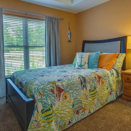 Lake Ozark Vacation Rental Pool And Dock Access!